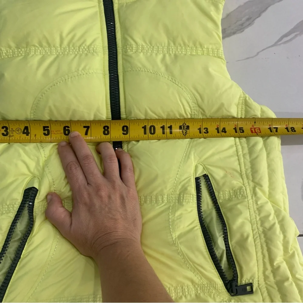LULULEMON Peace Of Mind Vest Women Sz 6 Bright Yellow Fill Goose Down reversible